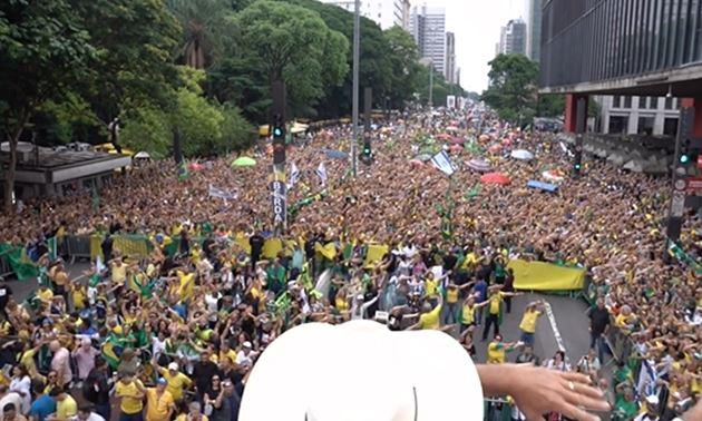 Paulista recebeu milhares de manifestantes para ato em memória de Cleriston da Cunha