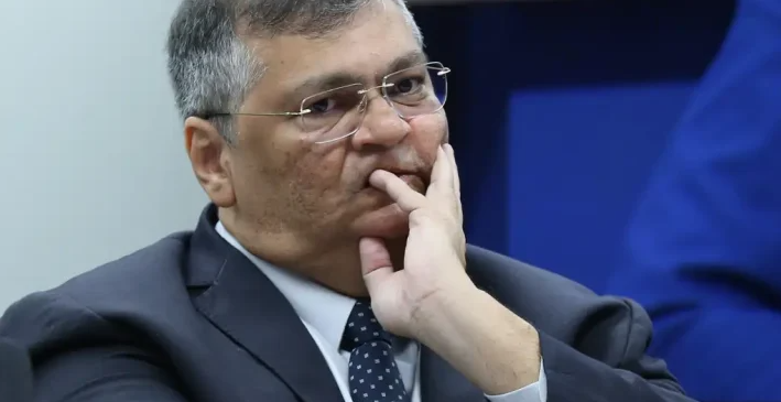 Pela terceira vez, Flávio Dino desrespeita o Parlamento e não atende à convocação da Câmara