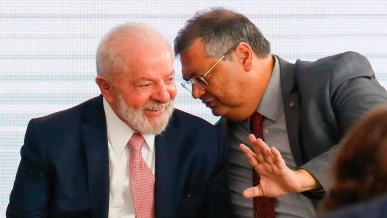 Lula comemora indicação de um 