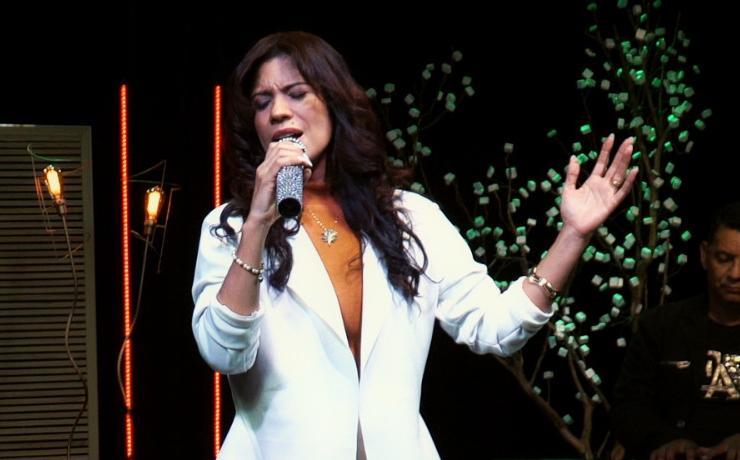 Single de Wladia Leyliane fala de algo muito especial que “Já Está Acontecendo”