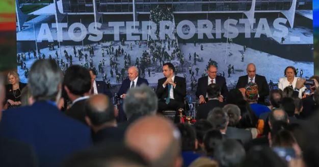 30 senadores assinam manifesto contra evento sobre os atos do 8 de janeiro