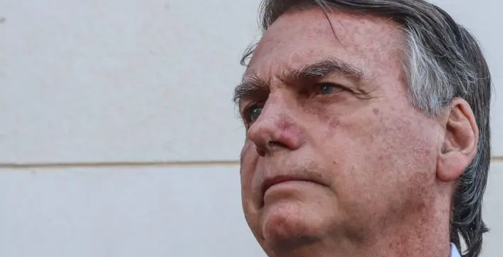 Bolsonaro anuncia live para falar sobre o caso Marielle: ‘Voltaremos a esse assunto’