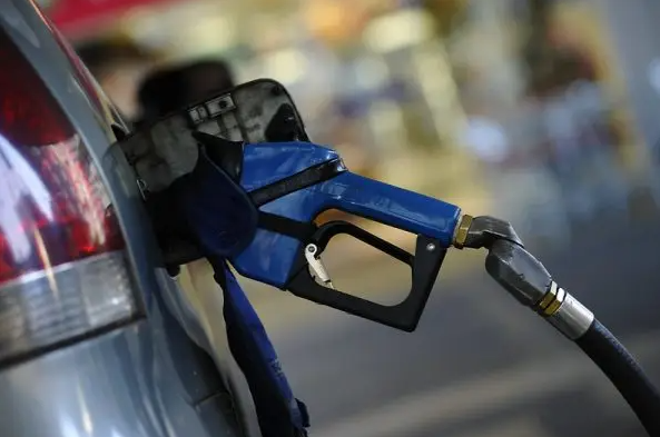 Botijão de gás, diesel e gasolina vão ficar mais caros nesta semana; confira os novos valores