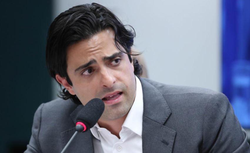 Empresa chefiada por sobrinho de Haddad movimenta bilhões sem pagar imposto