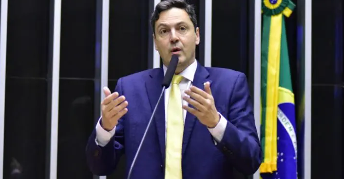 ‘Presidentes da Câmara e Senado não têm visão de país’, afirma Luiz Bragança