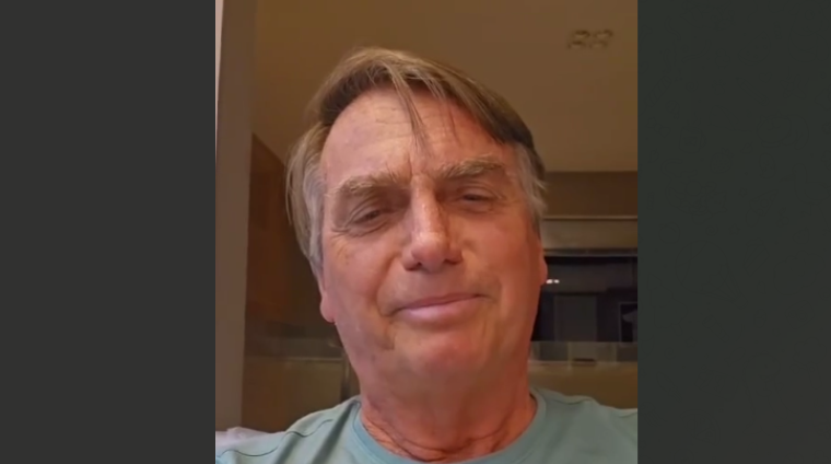 Bolsonaro comenta investigação da PF sobre dinheiro nos EUA