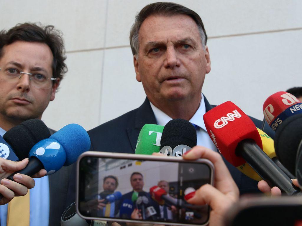 Defesa de Bolsonaro explica que “minuta” encontrada na sede do PL é a mesma que já foi apreendida