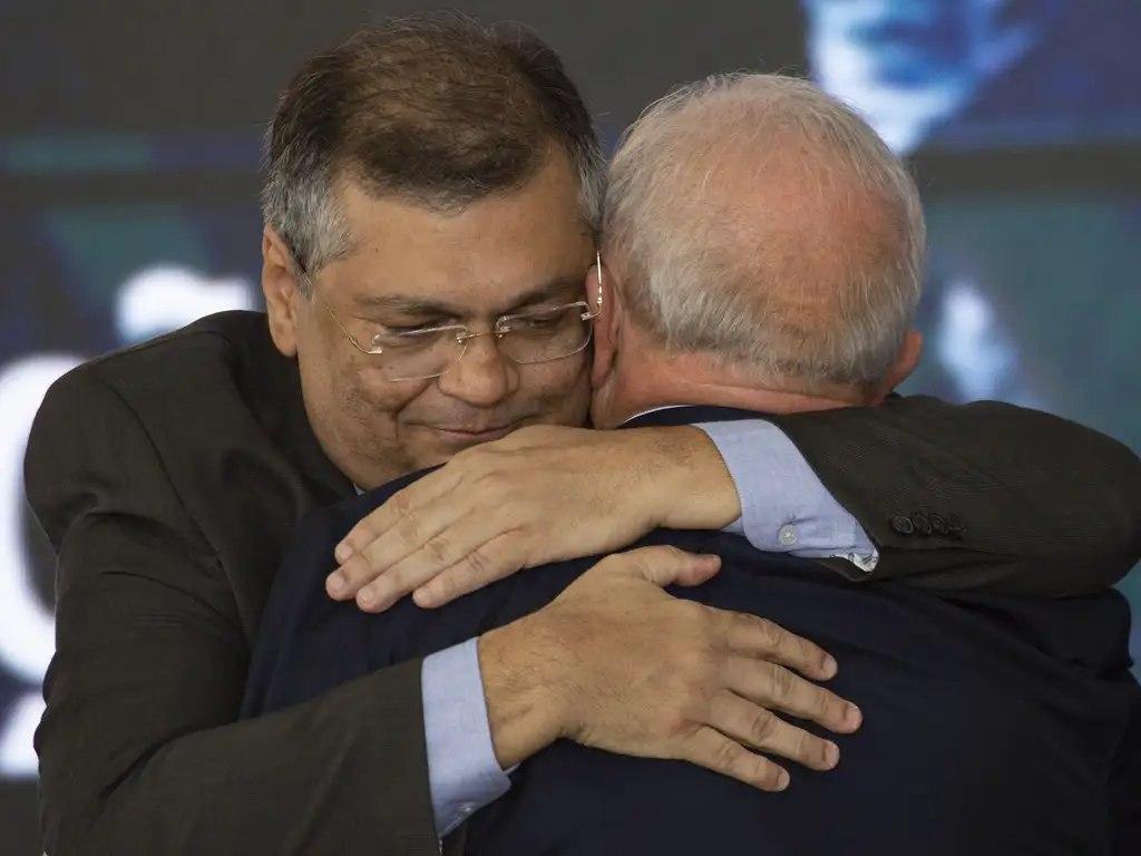 Flávio Dino defende que furtos e “crimes relativos a patrimônio” não devem ser punidos com prisão
