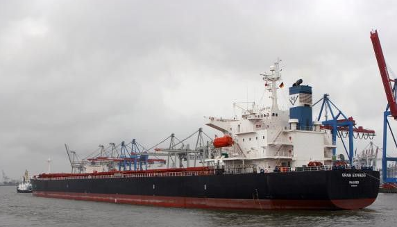 Houthis do Iêmen confundem navio com grãos do Brasil e atacam pensando ser dos EUA