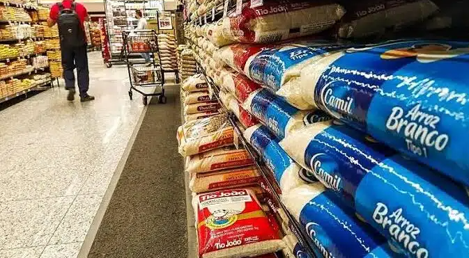 Preço de alimento pesa, e inflação acelera para mais pobres, diz Ipea