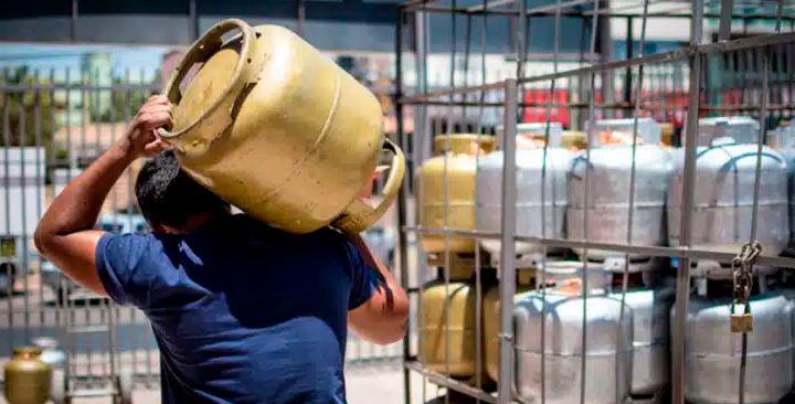 Preços da gasolina, do diesel e do gás de cozinha sobem nesta quinta-feira