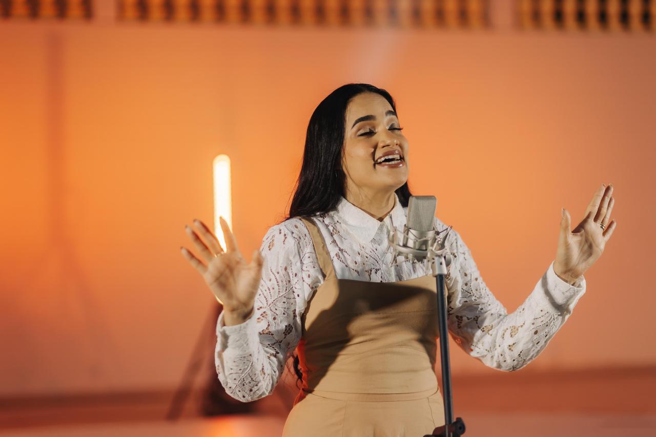 “Testemunho”, o novo single de Ewanes Marques vai falar com você!