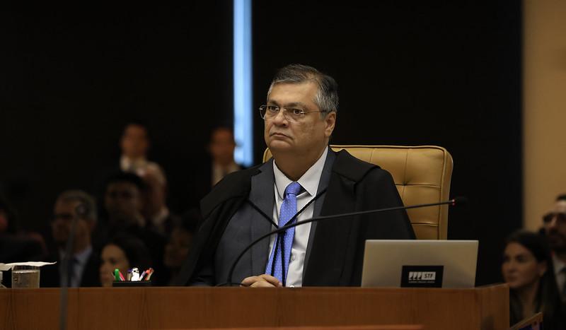 Advogado pede suspeição de Dino em casos do ‘8 de Janeiro’