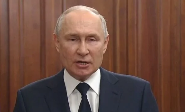 Eleição na Rússia foi a mais fraudulenta e corrupta da história, afirma grupo independente de monitoramento