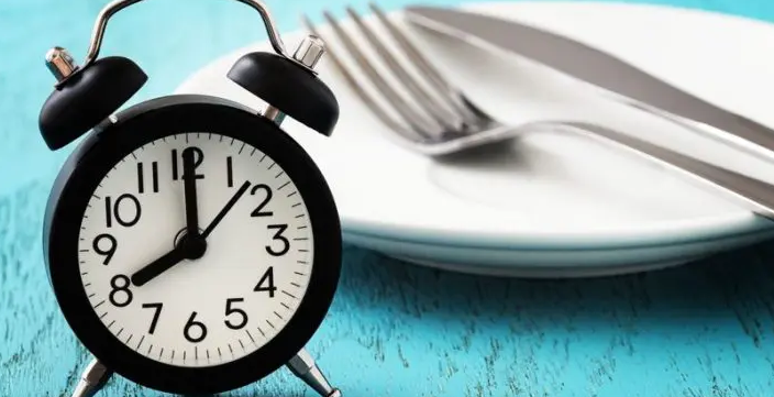 Entenda quais grupos de pessoas podem fazer jejum sem preocupações