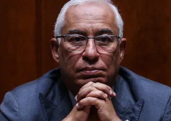 Esquerda é derrotada, encolhe ‘eleitorado fiel’ e perde mais de 40 representantes em Portugal