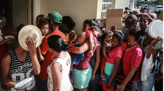 Governo Lula quer diminuir carne na marmita de refugiados venezuelanos