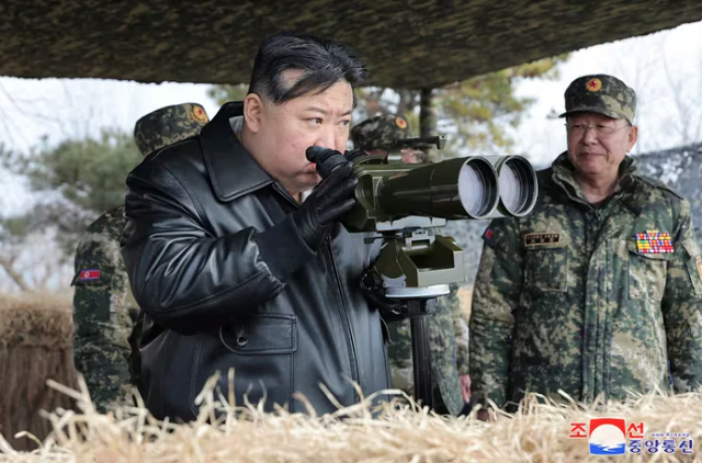 Kim Jong-Un Supervisiona Exercícios De Artilharia E Alerta Sobre Plano De Invasão Da Coreia Do Sul