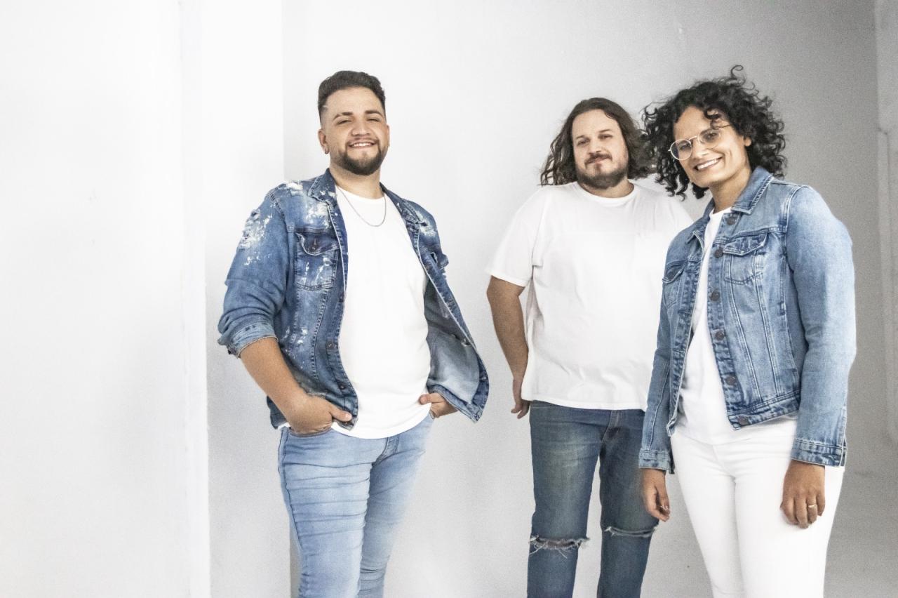 Lucas Borba se une à dupla Douglas e Marcelle em novo single, “Até o Fim”