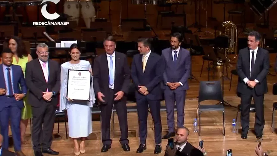 Michelle Bolsonaro recebe título de cidadã paulistana