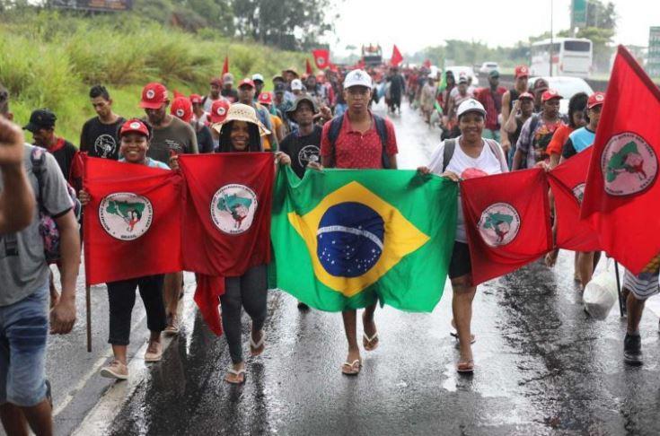 MST diz a governo Lula que ‘abril vermelho’ terá mais invasões de terra