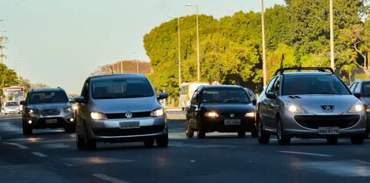 transferência de carros em SP agora é possível de forma automática via aplicativo, em modelo inédito no Brasil