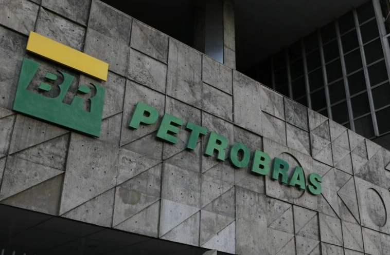 Empresa suíça admite propina na Petrobras, mas ação está parada