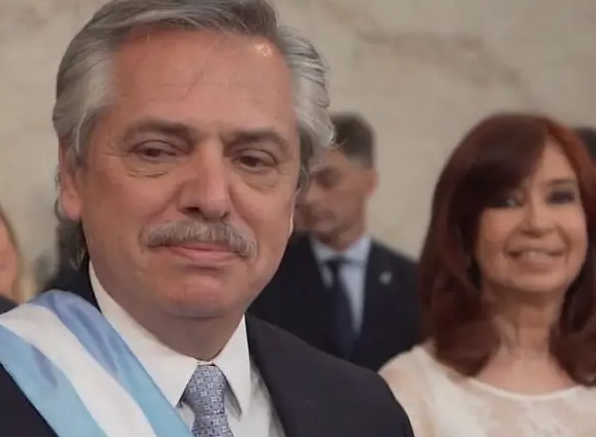 Justiça da Argentina bloqueia bens e quebra sigilo bancário do ex-presidente Alberto Fernández