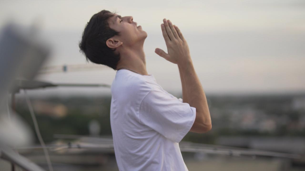 Revelação do trap gospel, Abraão Oliveira lança o single “Palavra da Salvação”