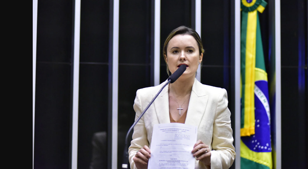 CCJ da Câmara aprova projeto que proíbe obrigatoriedade vacinal em crianças