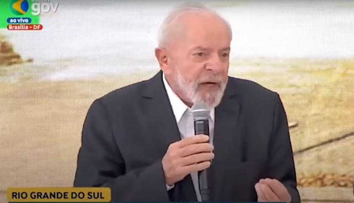 Lula diz que ‘máquina de lavar é muito importante para mulheres’
