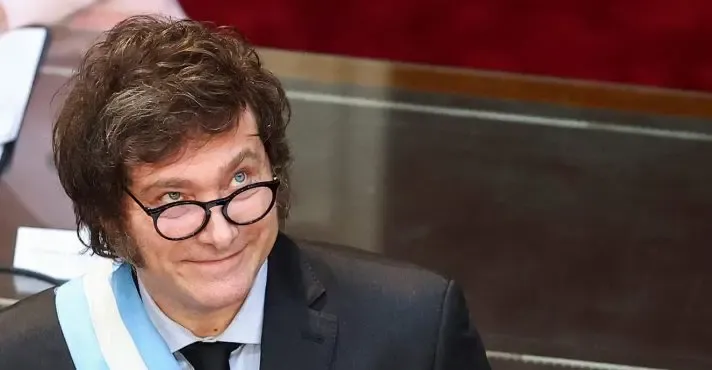 Milei promete reduzir impostos se Congresso aprovar reformas econômicas