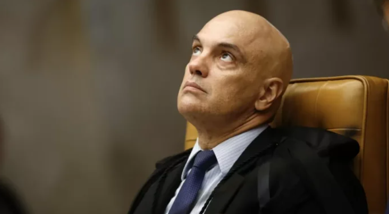 Pedido de um segurança de Alexandre de Moraes fez TSE acessar dados sigilosos da polícia de SP
