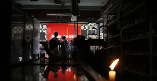 Apagão em São Paulo: federação de hotéis, restaurantes e bares vai processar Enel por prejuízos
