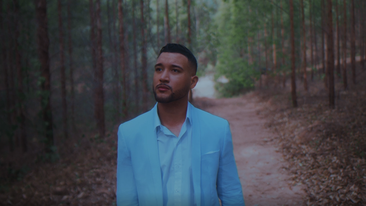 Ouça e se emocione com a canção “Meu Nome É Pedro”, do cantor Nathan Silva