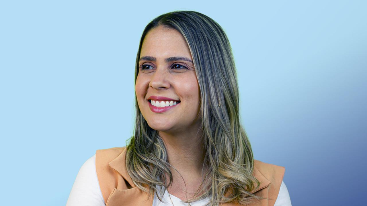 Poly Gracês traz ao público a linda canção autoral “Eu Provei e Vi”