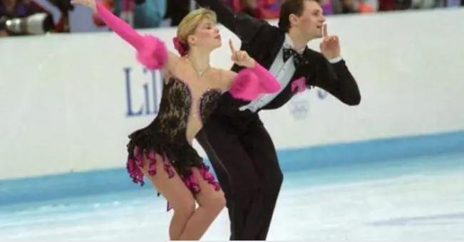 Patinadores artísticos estão entre as vítimas de acidente aéreo nos EUA