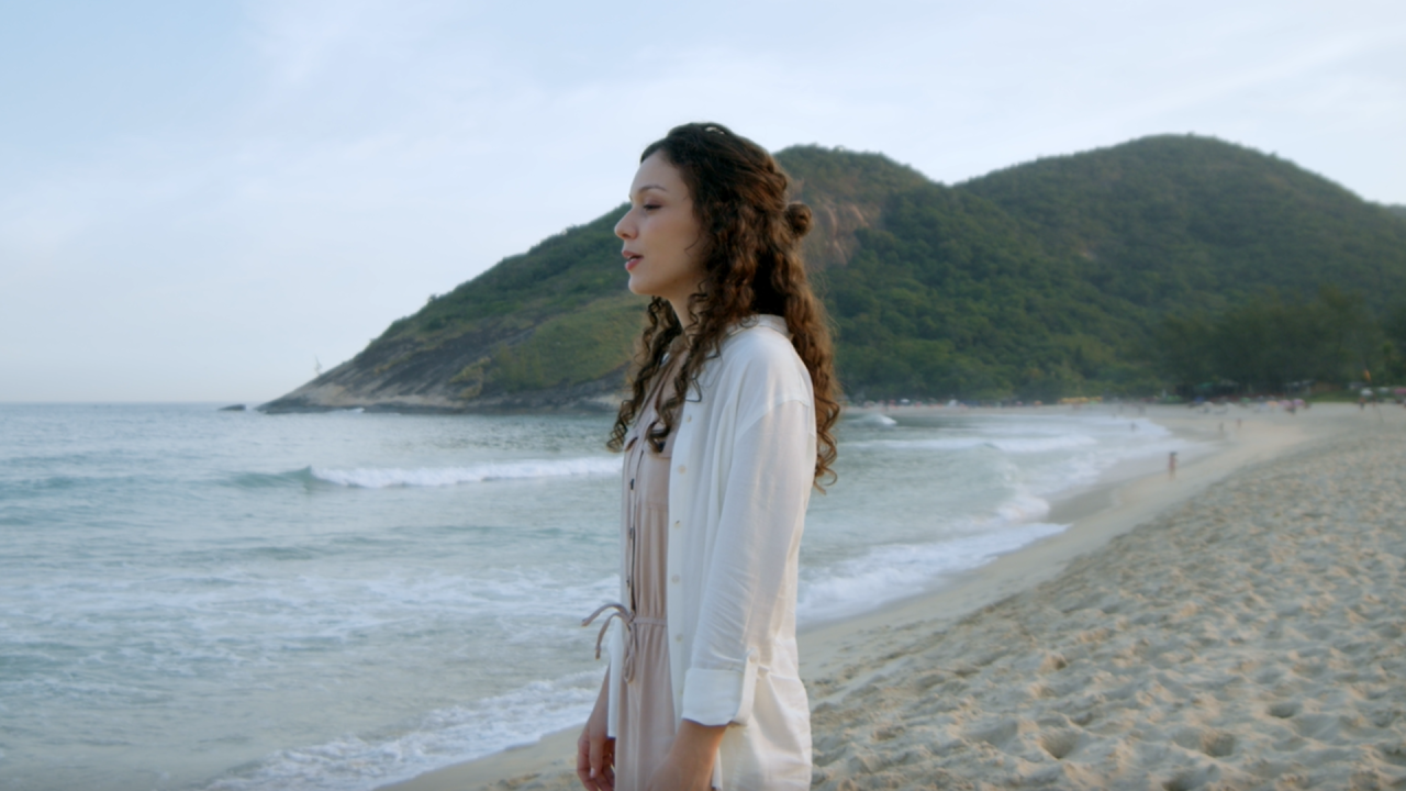 Jéssica D’Ávila lança o single “A Paz”, uma música para aquecer o seu coração