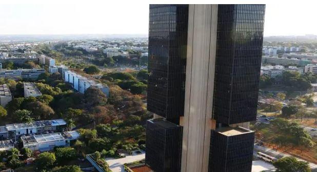 Brasil registra maior déficit nas contas externas em fevereiro desde 2014