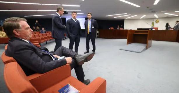 Por unanimidade, STF torna Bolsonaro réu por suposta tentativa de golpe