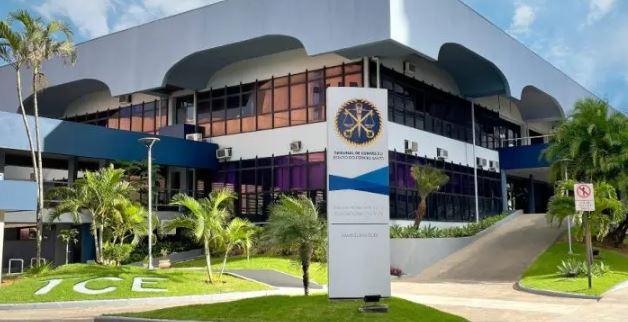 Tribunal de Contas do ES paga bônus sigilosos de até R$ 10 mil a conselheiros