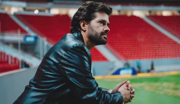 Matheus Rizzo, toda a popularidade com o foco na adoração a Deus