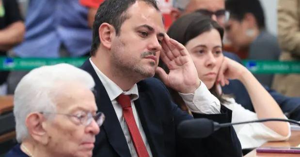 Psol articula para evitar cassação do deputado Glauber Braga