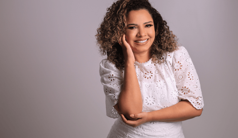 Vanessa Carvalho, uma cantora que tem a música como parte do seu ser