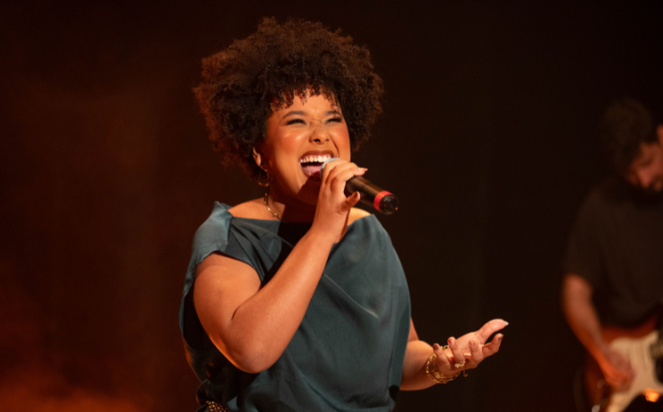 Beatriz Guimarães interpreta com o coração o belo single “Confio em Ti”