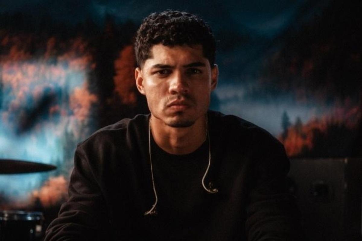 O Cantor Igor Roque lança, pela Universal Music, a canção 