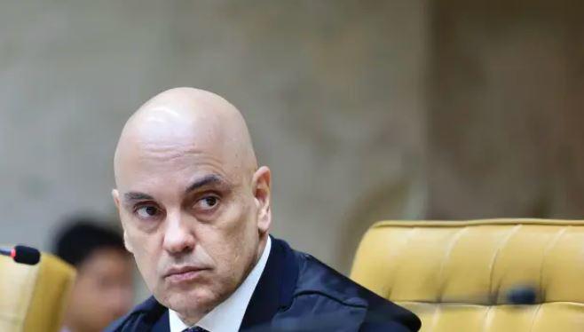Moraes impede advogado de Filipe Martins de fazer pergunta a Cid
