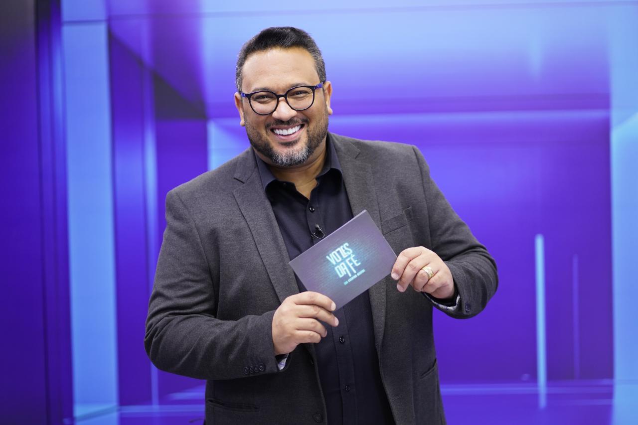 Everton Mestre estreia na TV com o Programa Vozes da Fé