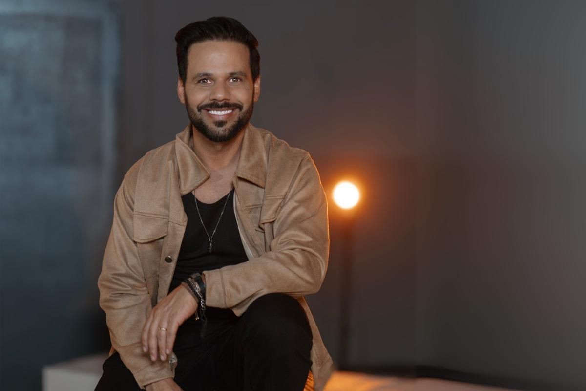 O cantor Filipe Marques lança a bela canção “Amor de Deus”