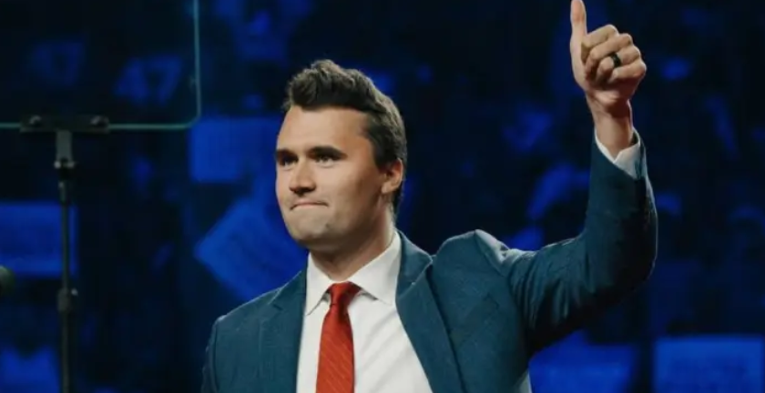 Quem era Charlie Kirk, ativista de direita morto durante evento